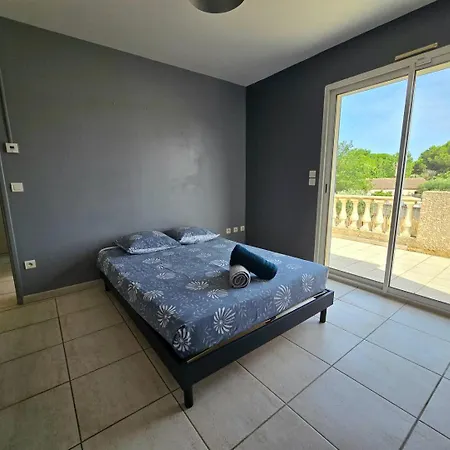 Pensjonat Sorra : Belle Villa, Piscine, Jardin Et A 5 Minutes. Le Grau-dʼAgde