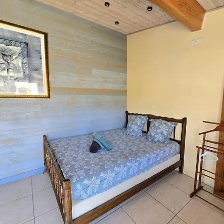 Sorra : Belle Villa, Piscine, Jardin Et A 5 Minutes. Гостевой дом