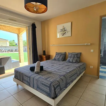 Sorra : Belle Villa, Piscine, Jardin Et A 5 Minutes. بيت ضيافة Le Grau-dʼAgde