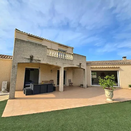 Sorra : Belle Villa, Piscine, Jardin Et A 5 Minutes. Le Grau-dʼAgde
